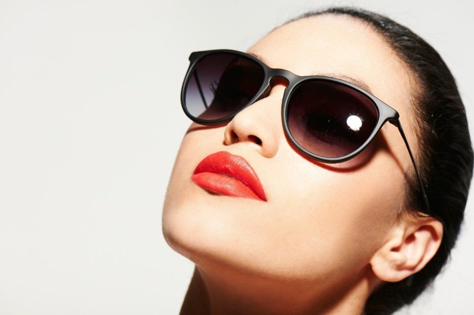 Applicazione lenti a contatto