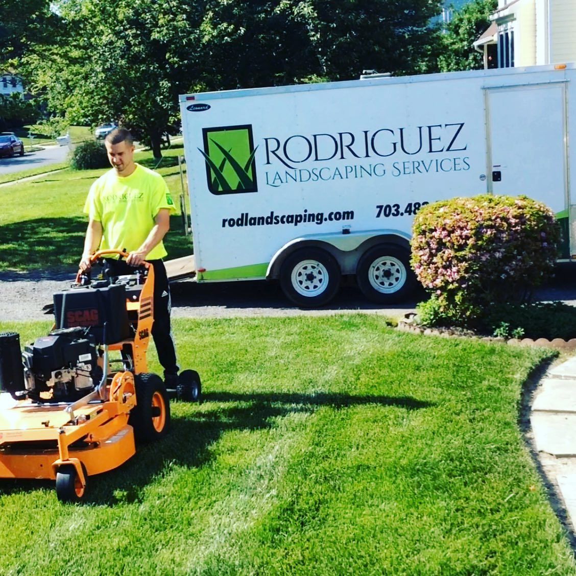 lawn care and mowing service