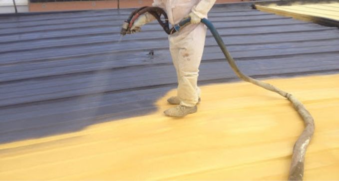 aislamiento de cubierta en comunidad de vecinos en Tarragona