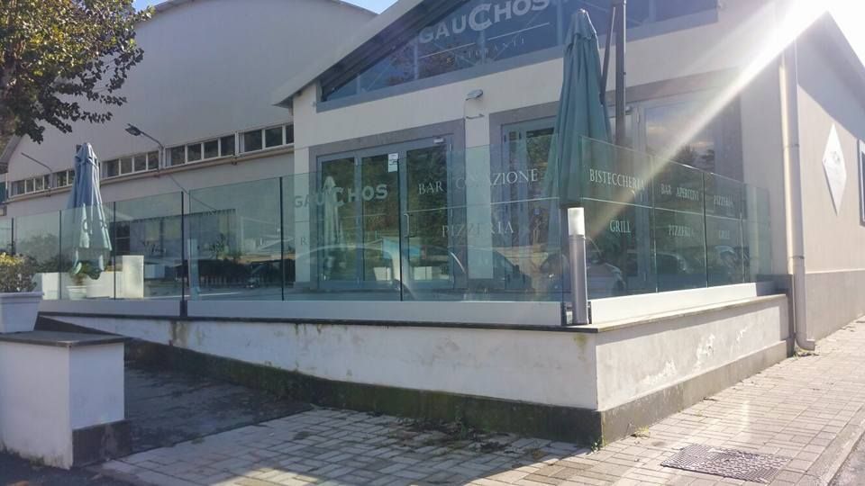 parapetto in vetro