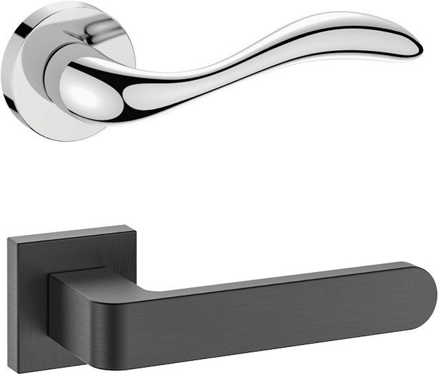 Maniglia minimal in finitura scura