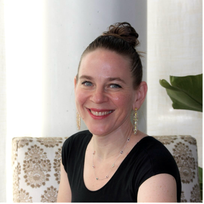 Lora Lindquist