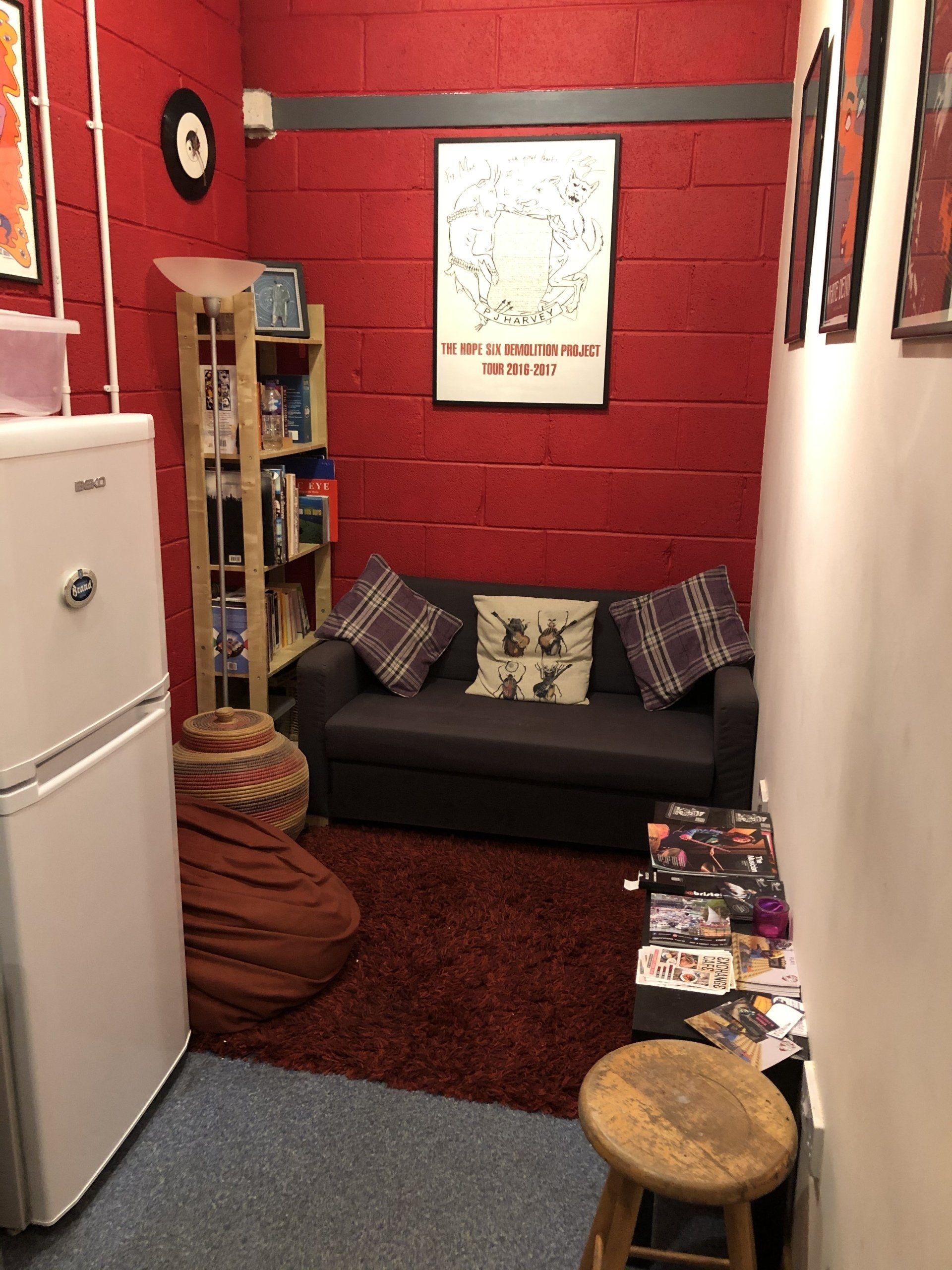 A view of the chillout area, is it time for a nice cold beer after are hard days traking at New Cut Studios