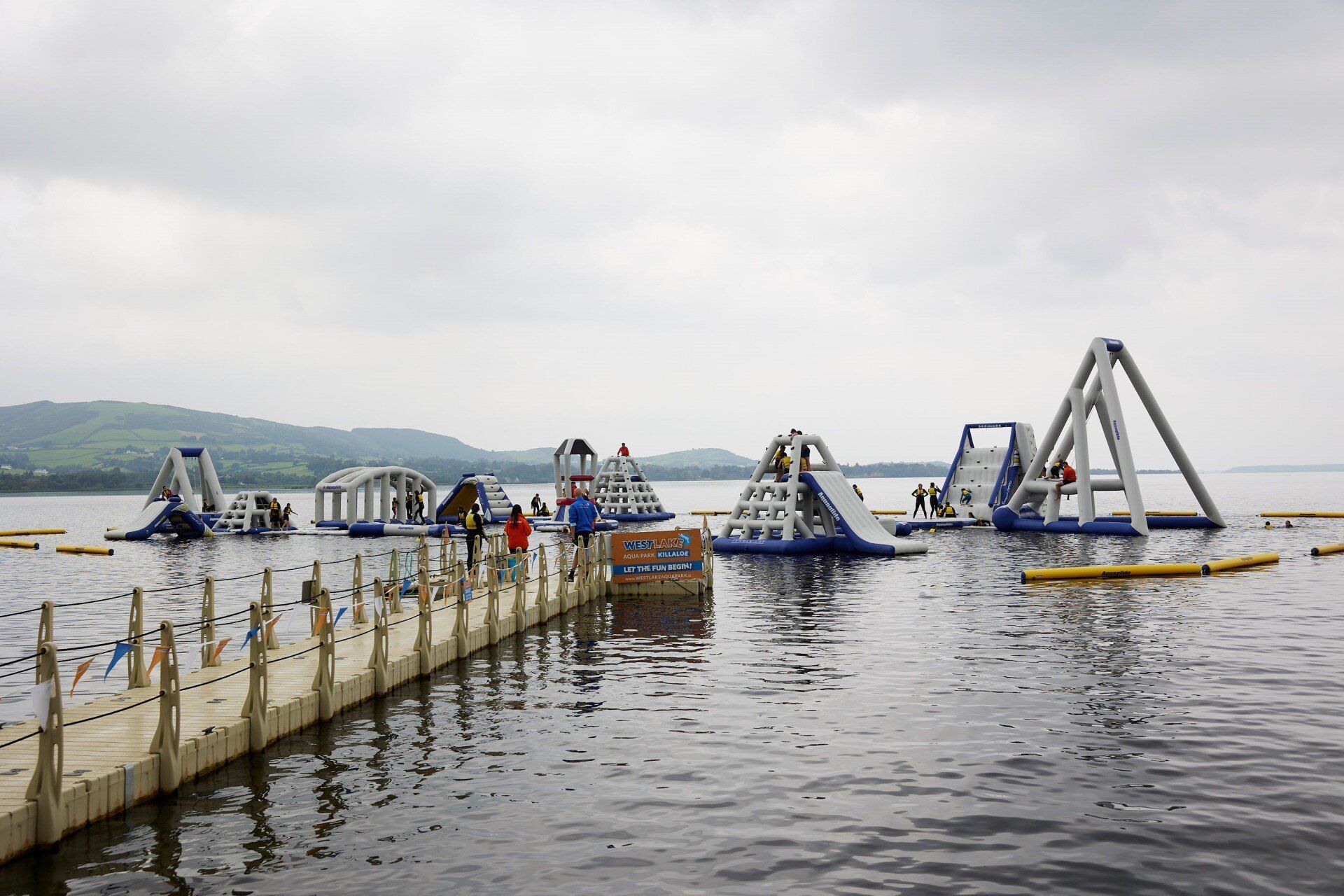 The cozy living area in The Lake Lodge Killaloe Co. Clare