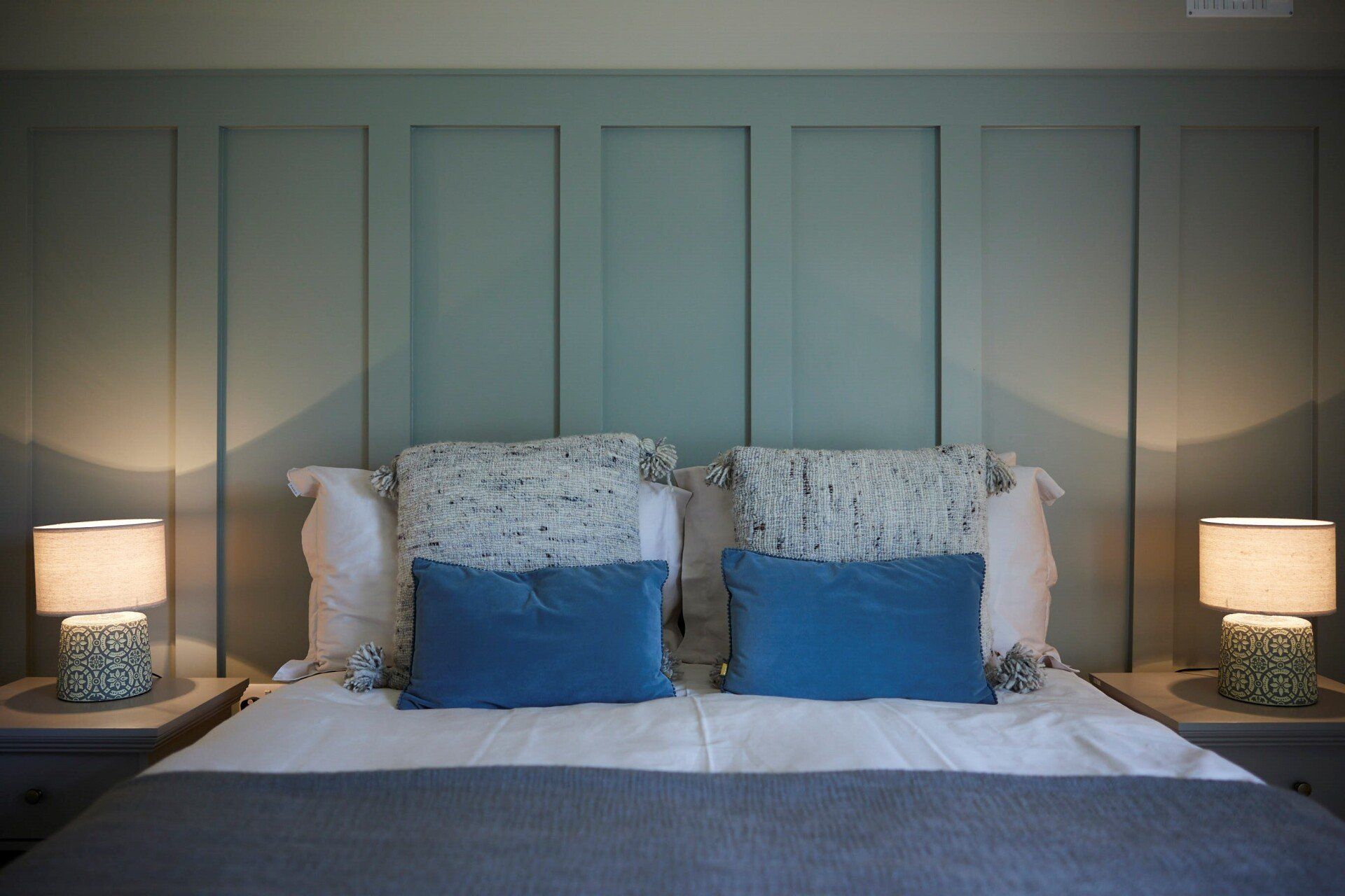 The cozy living area in The Lake Lodge Killaloe Co. Clare