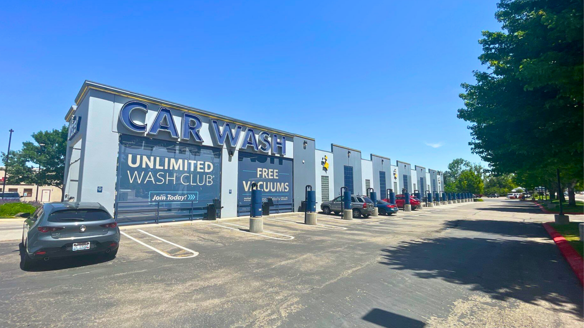 commercial car wash exterior with vacuum stations in Boise, Idaho