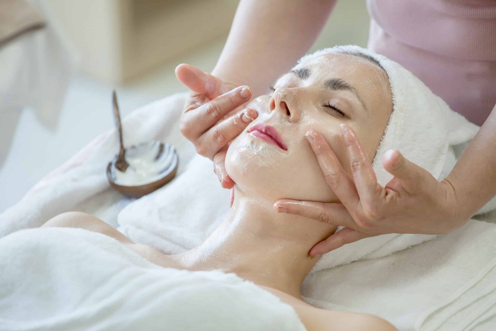 Hydrating Facials