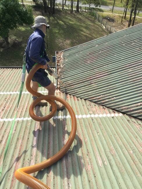 gutter cleaning - Plumbing Gladstone