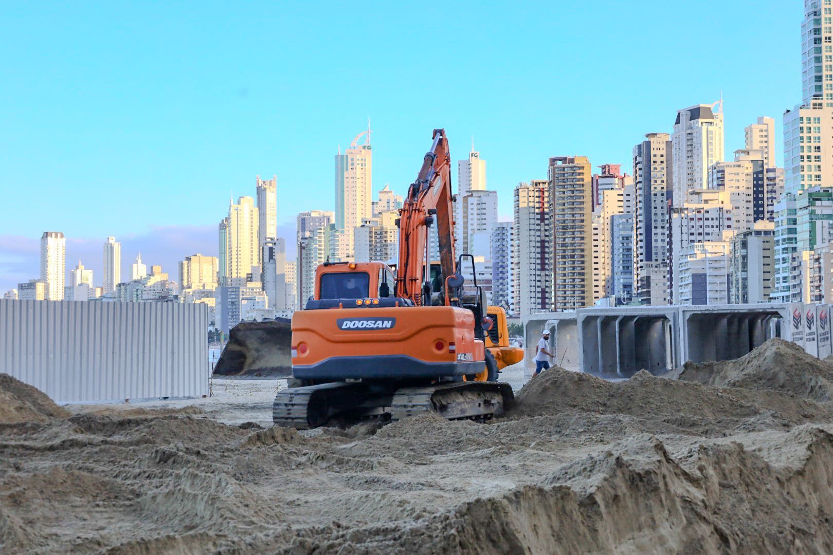Obra de macrodrenagem