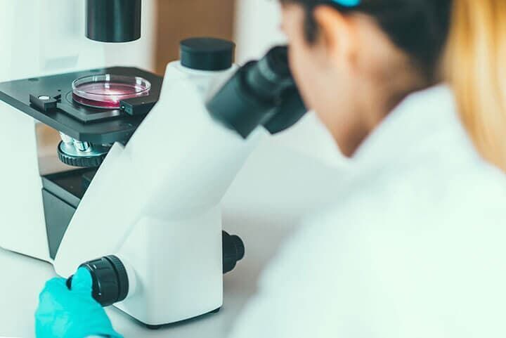 LABORATORIO CLÍNICO MÉDICO EMPRESARIAL
