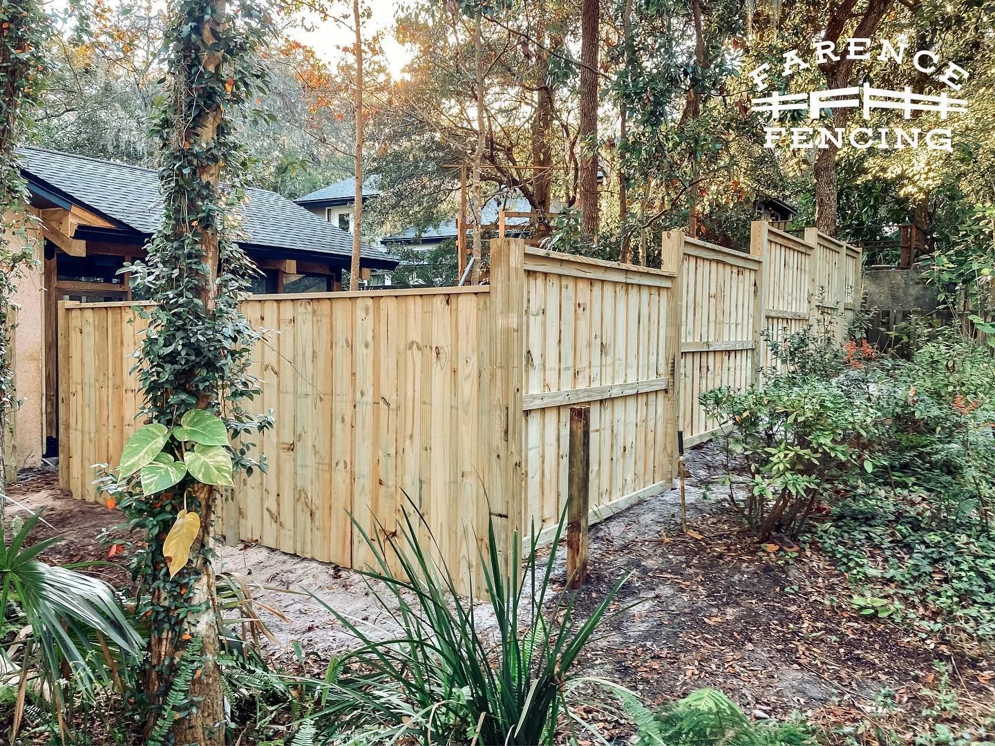 Vinyl Gate — Jacksonville, FL — Farence Fencing