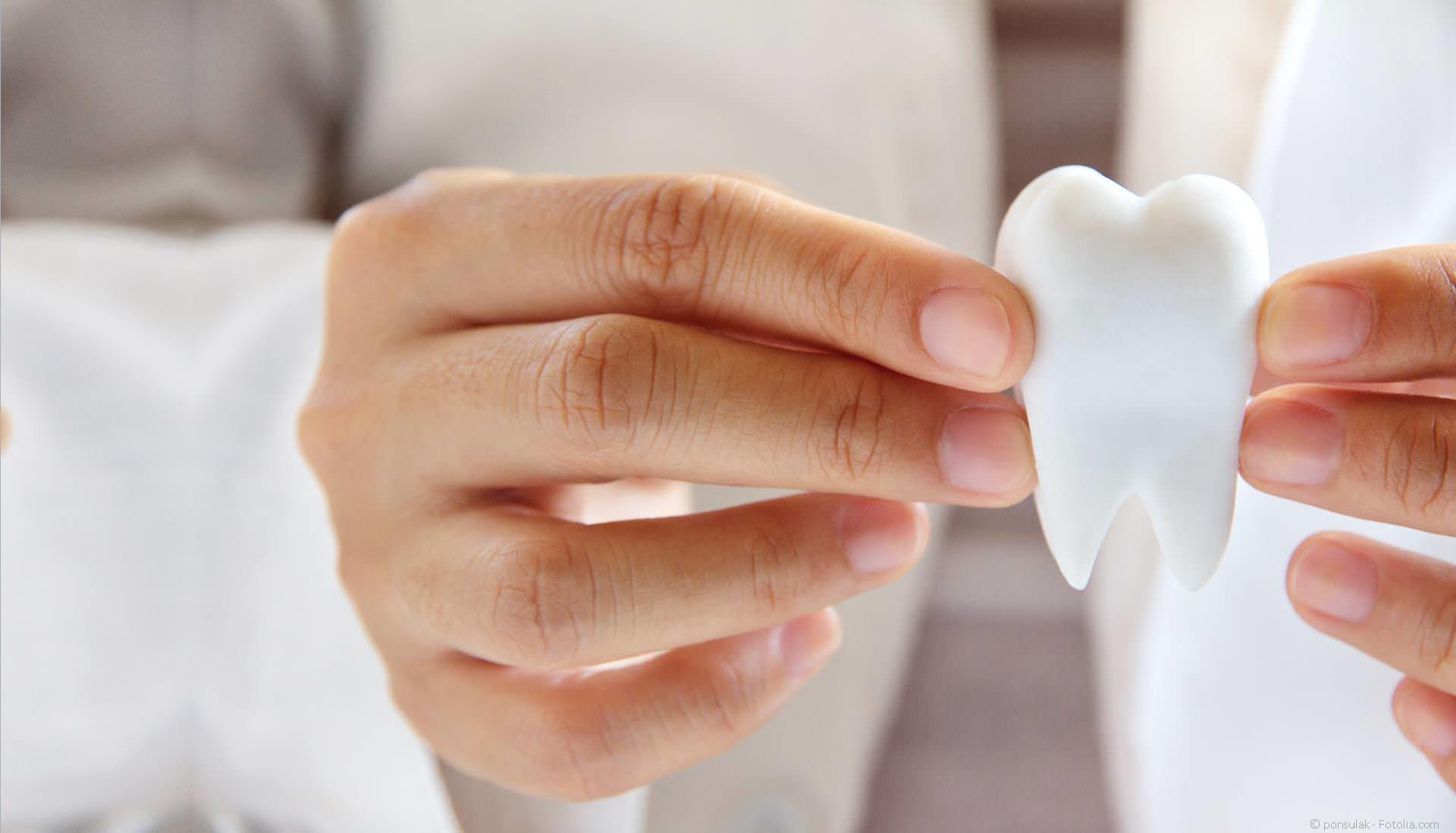 Wurzelbehandlung: Eigene Zähne erhalten und Geld sparen