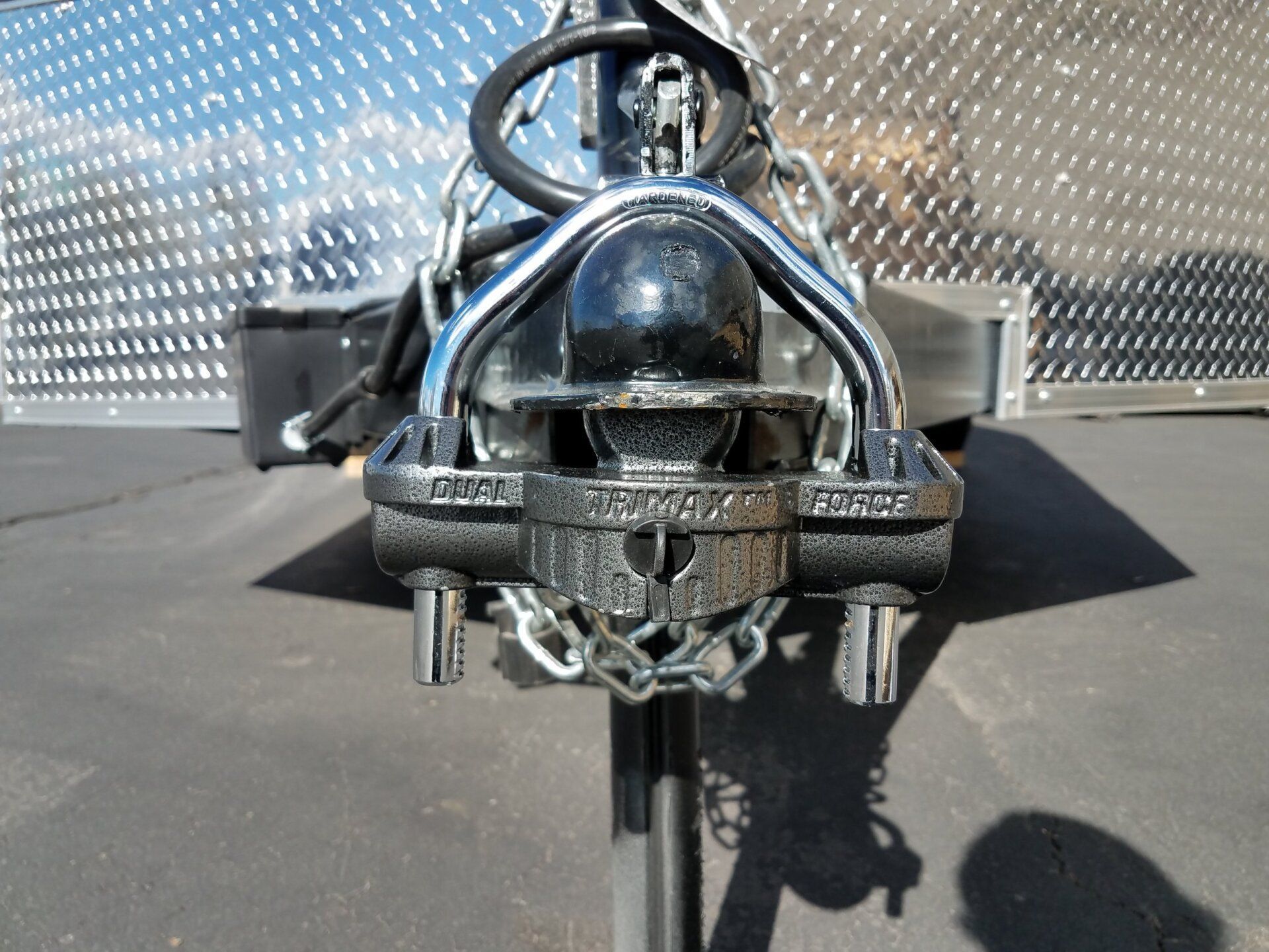 A close up of a trailer hitch with the word panther on it