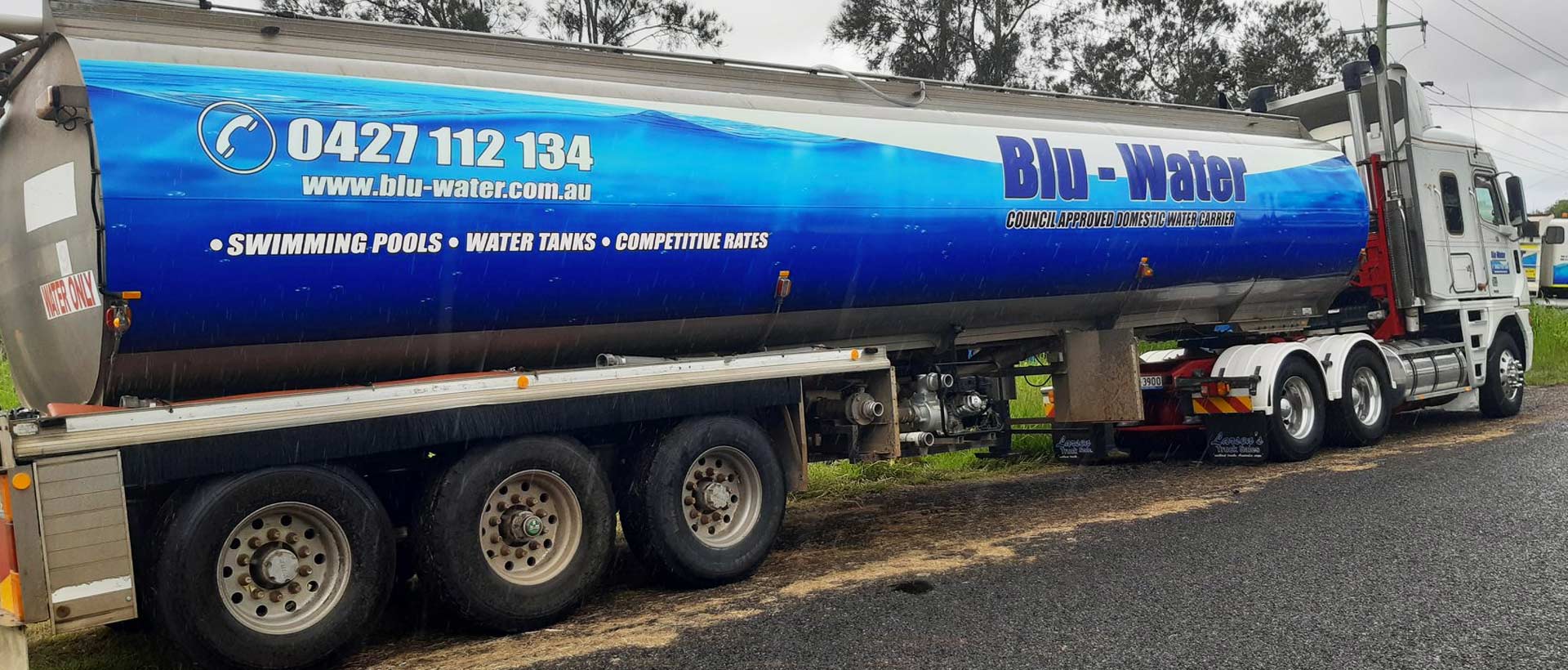 Blu-Water truck