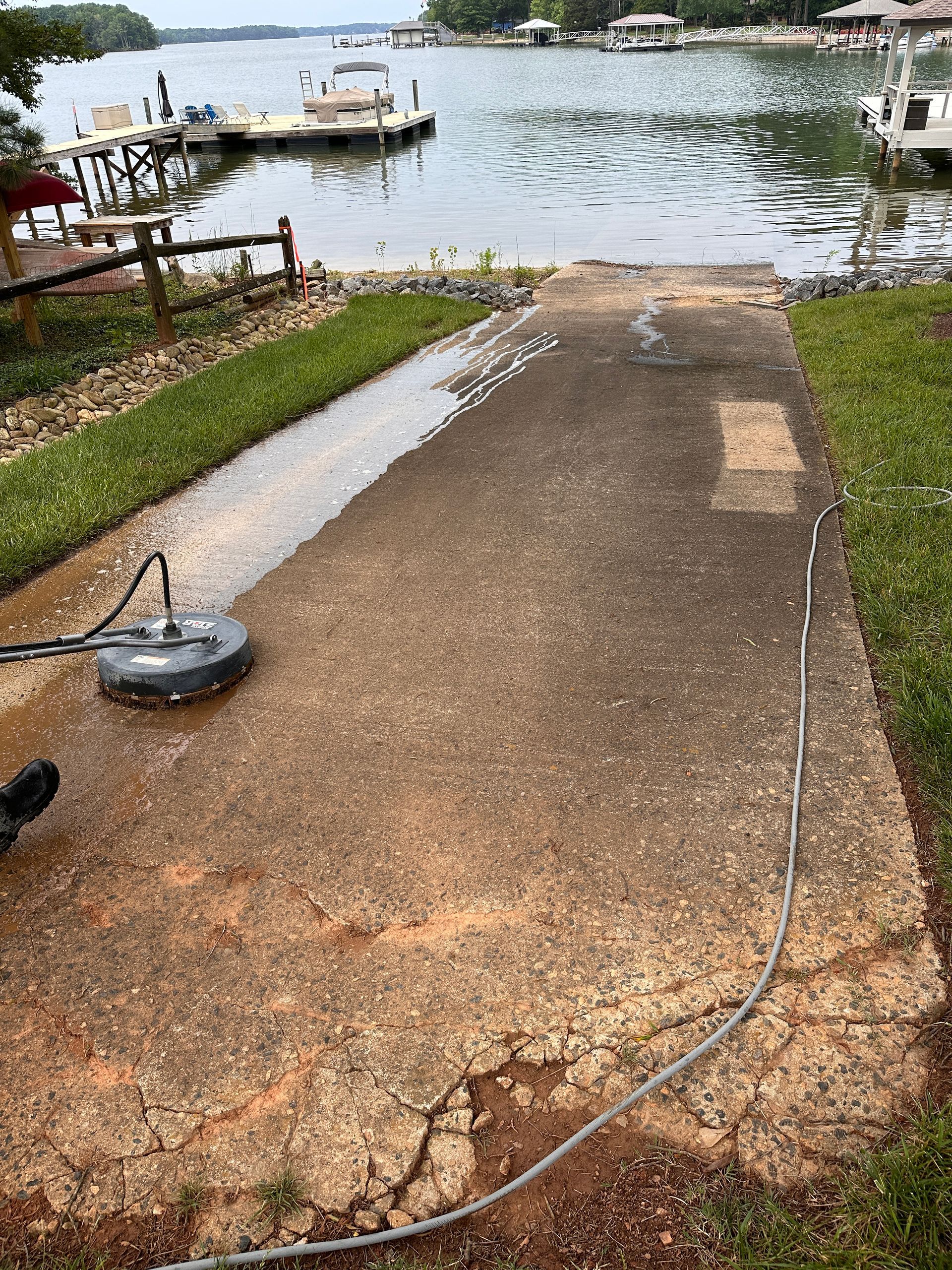 Our service | Snyders Carpet Tile Softwash Cleaning