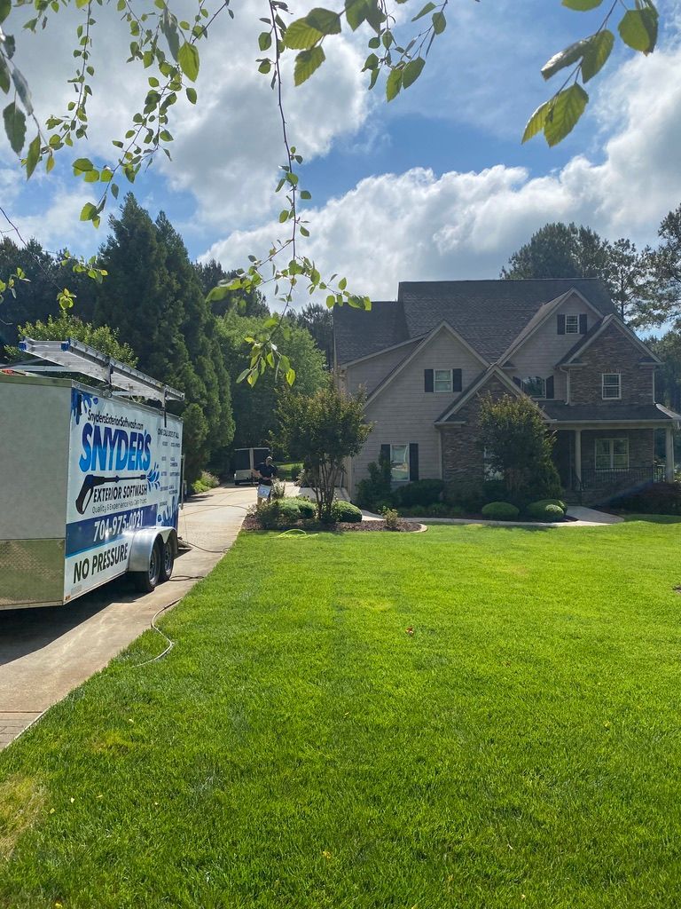 Our service | Snyders Carpet Tile Softwash Cleaning