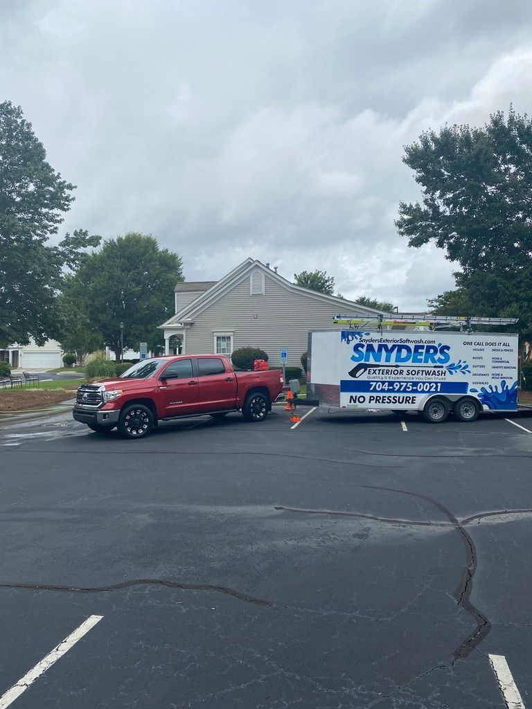 Our service | Snyders Carpet Tile Softwash Cleaning