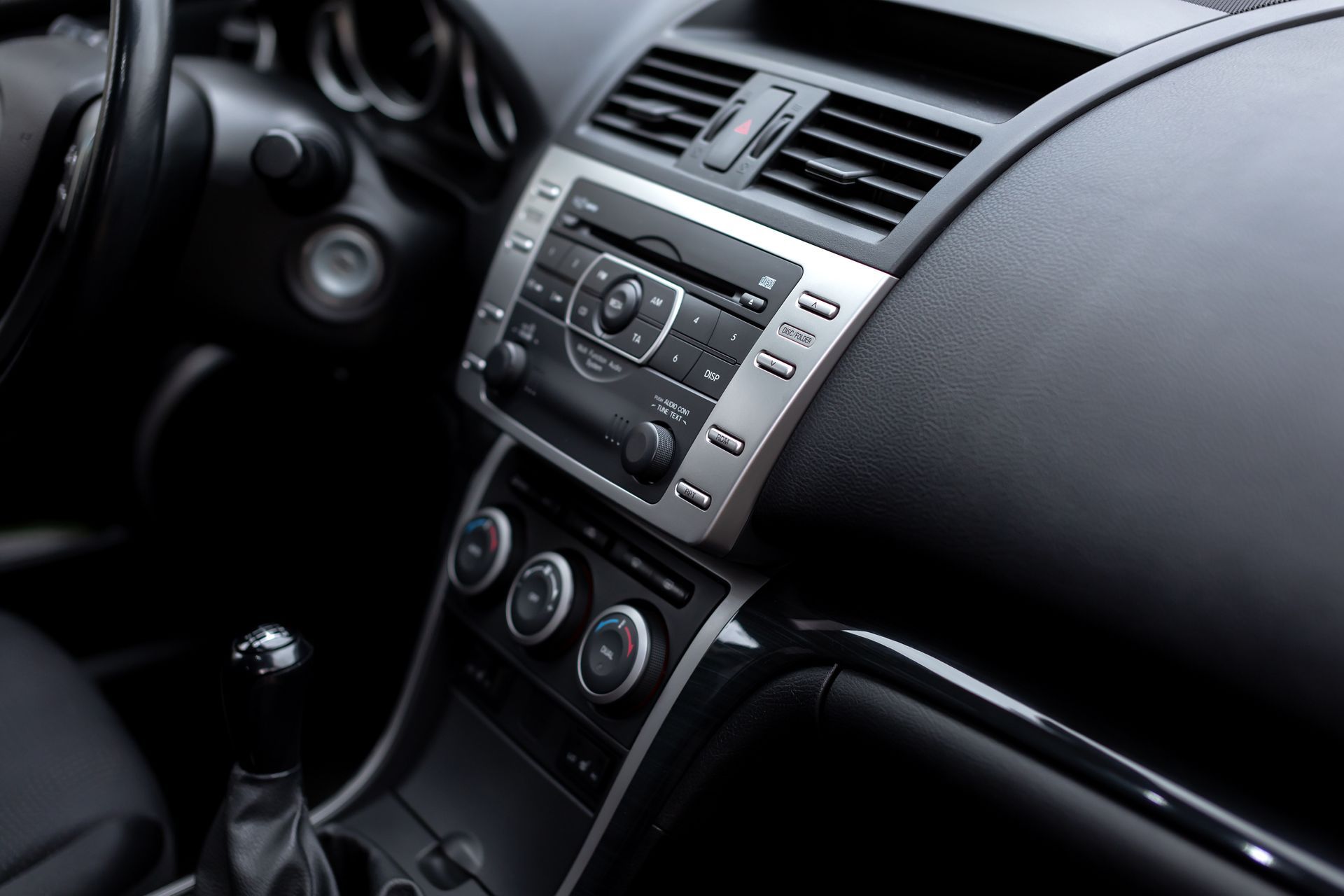 Car Dashboard | Priced Right Auto