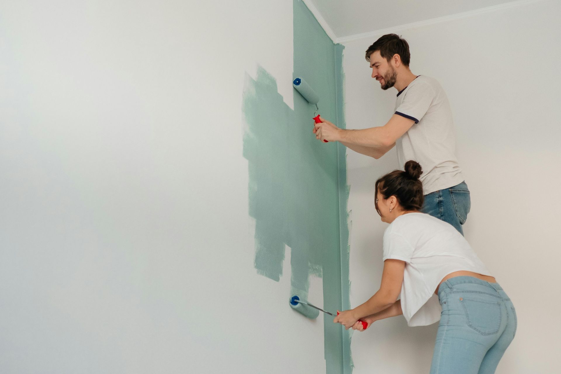 How to Maintain Newly Painted Surfaces