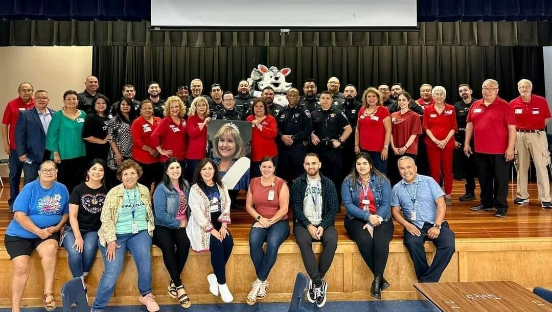 All the People Behind the Zapatos Inc. Foundation