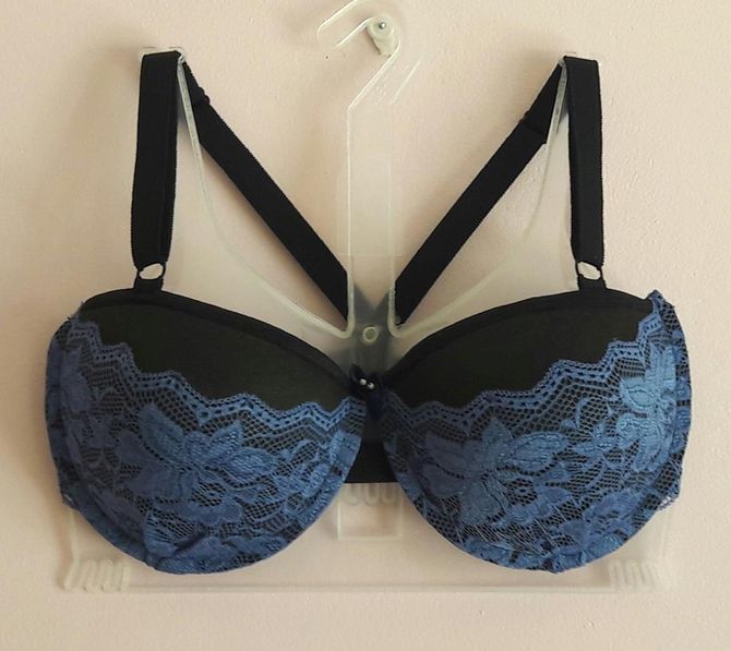 Moulded Cup Bra with push up ridge
