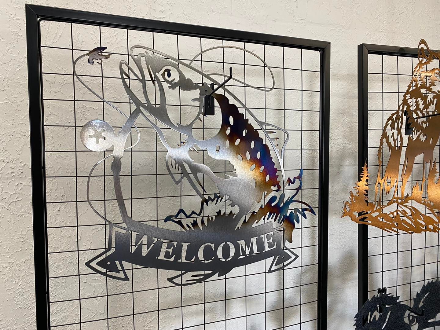 Metal fish art with 
