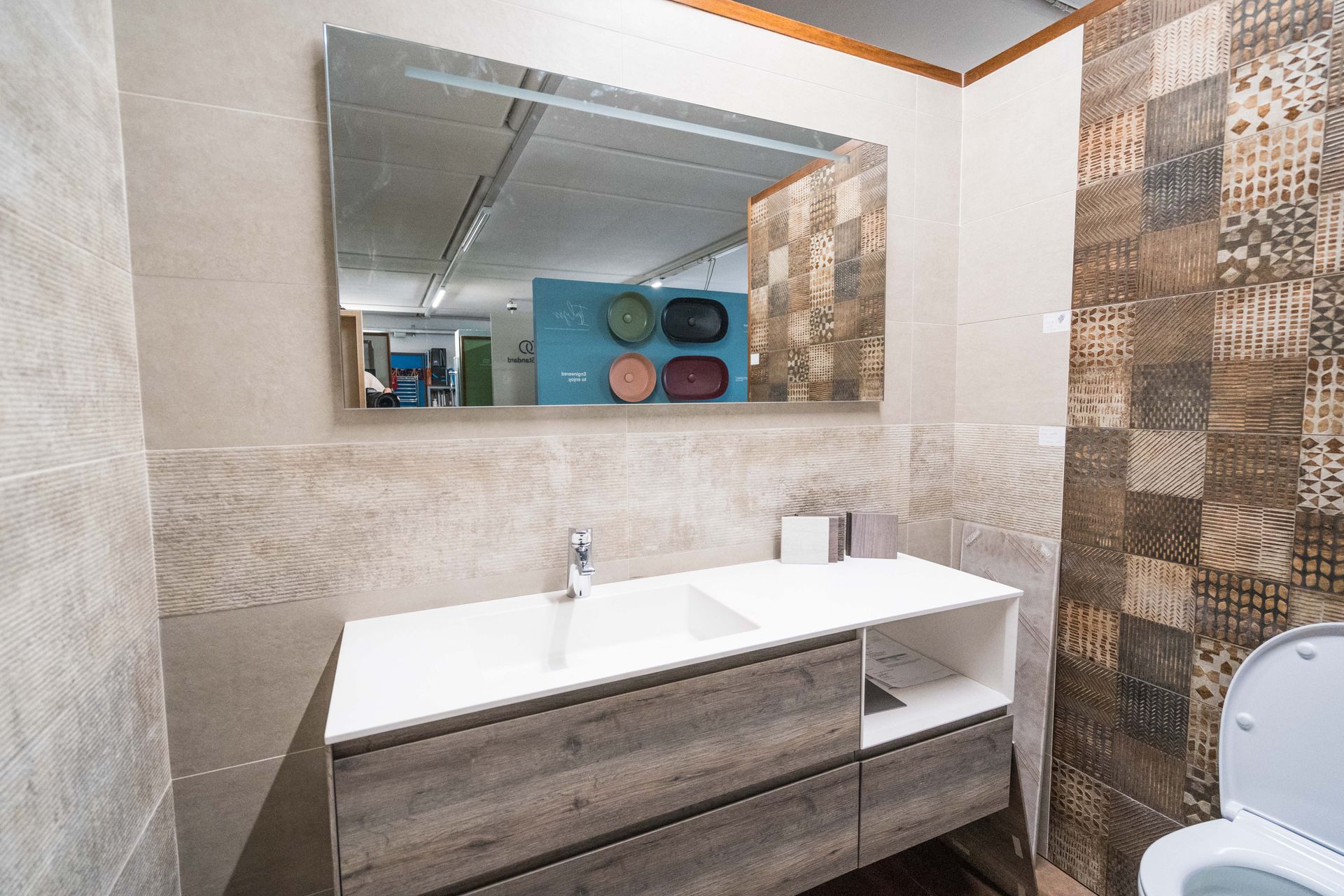 bagno in legno grigio