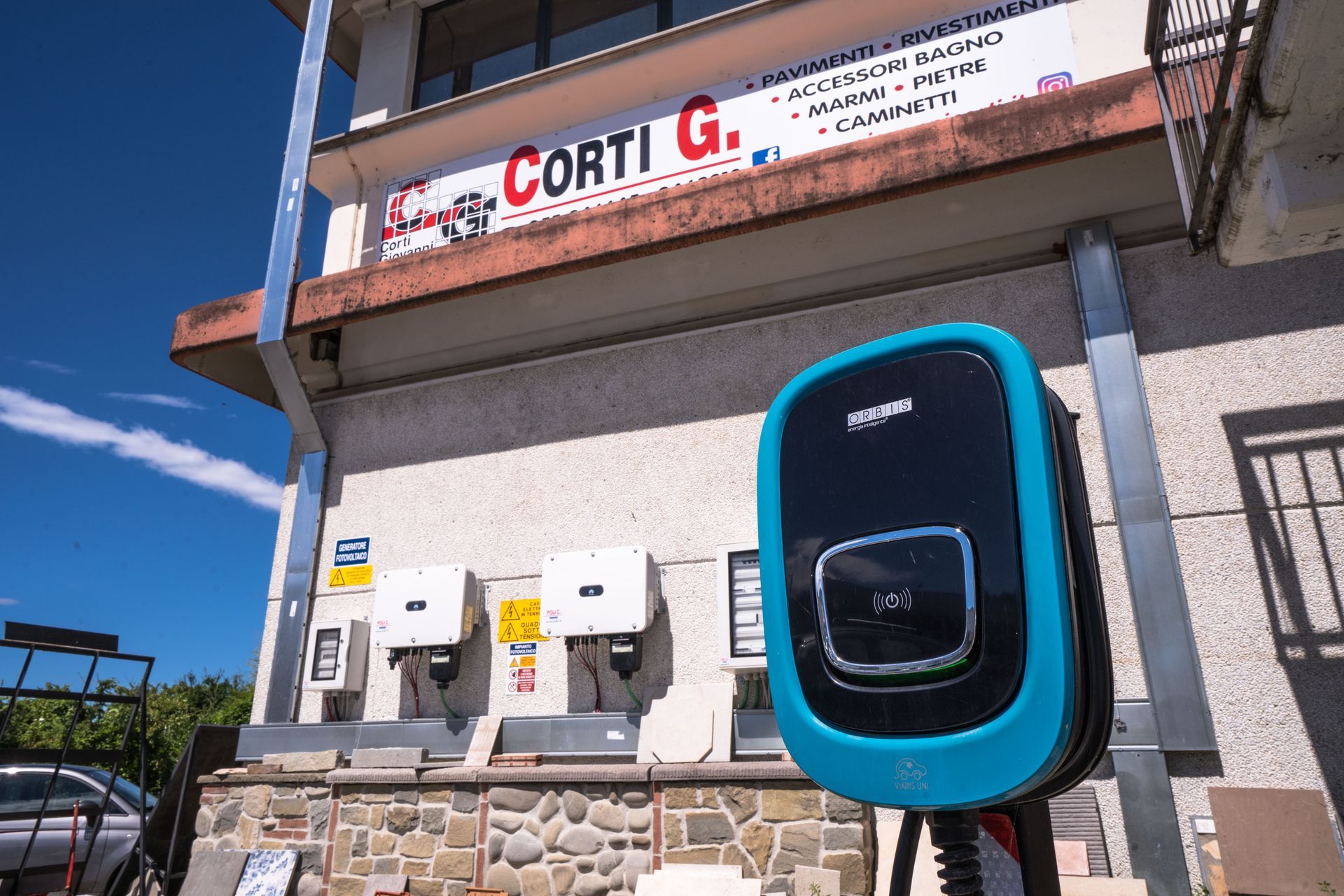 colonnina ricarica auto