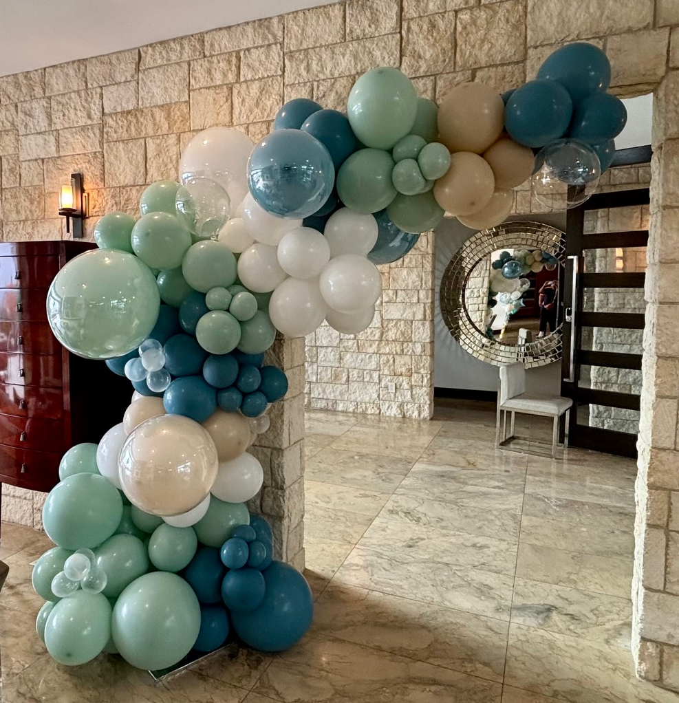 Same-day luxury balloon delivery Los Angeles — Balloon Concierge