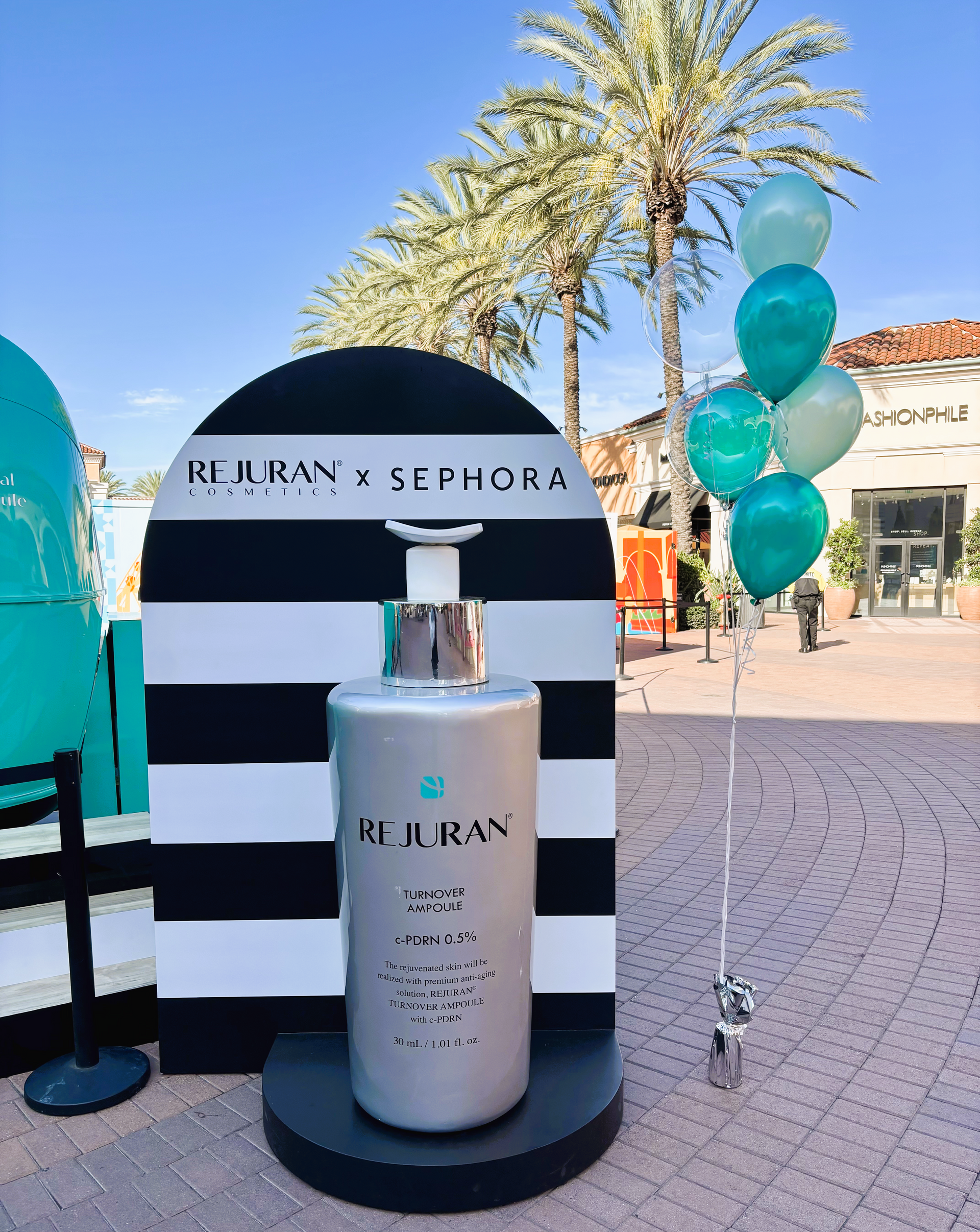 Branded balloon brand activation pop-up event Los Angeles