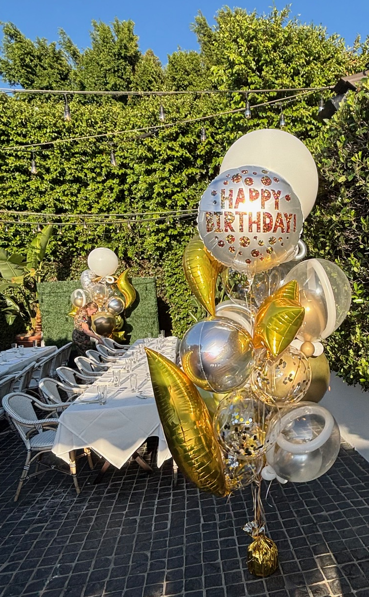 Custom balloon bouquet arrangement in Los Angeles by Balloon Concierge