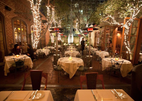 Luxury balloon bouquet delivery for a birthday dinner at Spago Beverly Hills