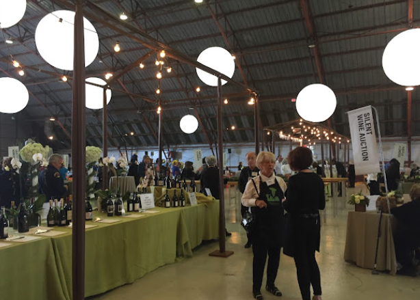 The Barker Hangar at Santa Monica Air Center premier venues for entertainment productions and corporate private events.