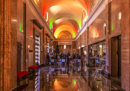 Luxury balloon bouquet delivery for a birthday dinner at Wallis Annenberg Center Beverly Hills