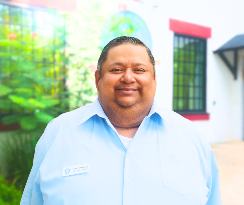 robert briseno headshot