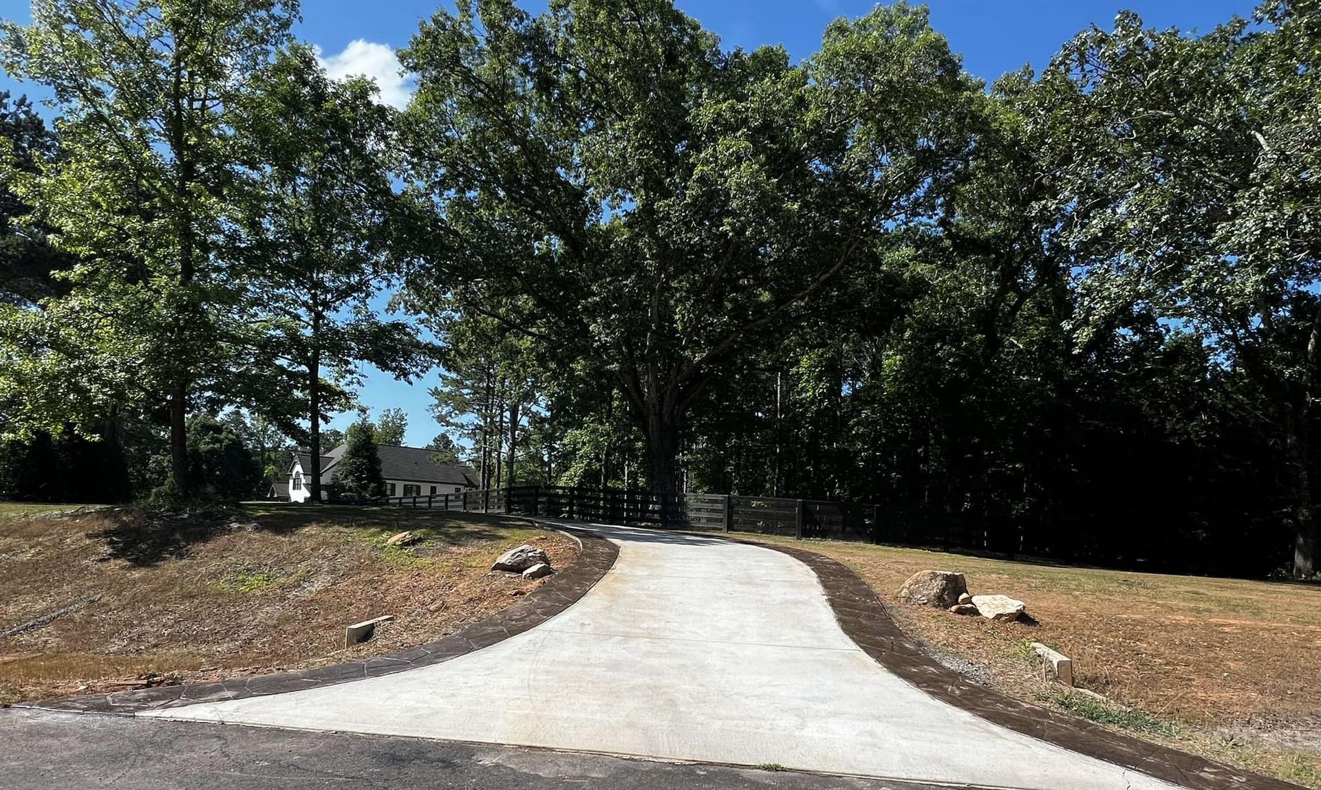 Concrete Driveways by Concrete Capital Corp.