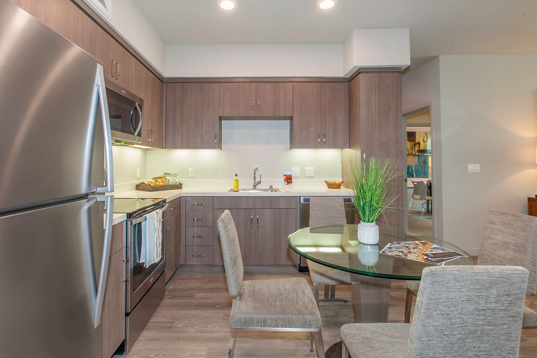 idora apartments dining room and kitchen 2