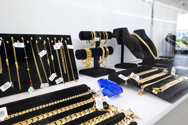 What we sell at King Cash Pawn & Jewelry