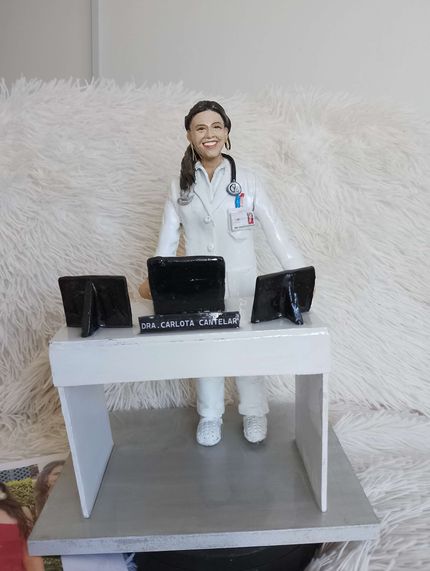 figura con la consulta medica 