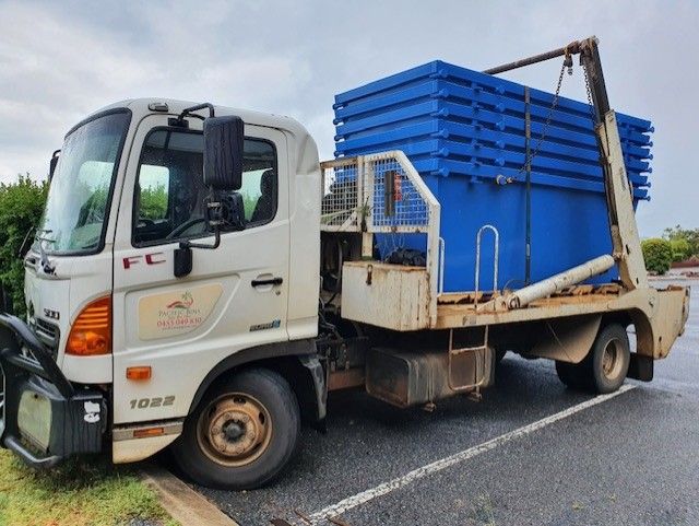 Skip Truck Parking - Skip Bin in Rockhampton, QLD