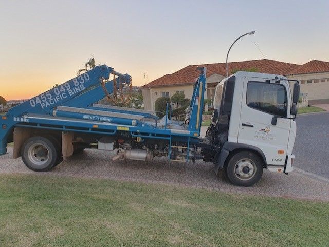 Skip bin beside the road - Skip Bin in Rockhampton, QLD