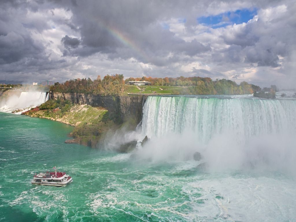 Hornblower Cruise, Niagara Falls, Ontario