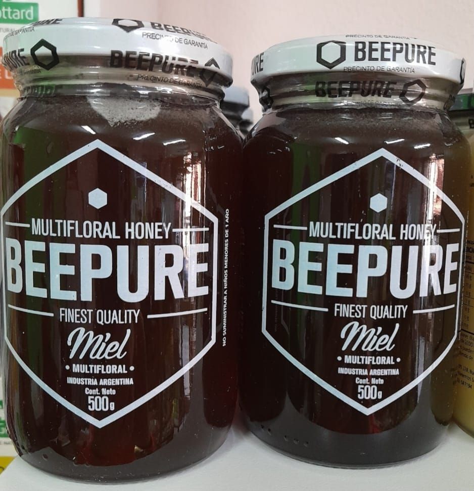 Dos frascos de miel multifloral