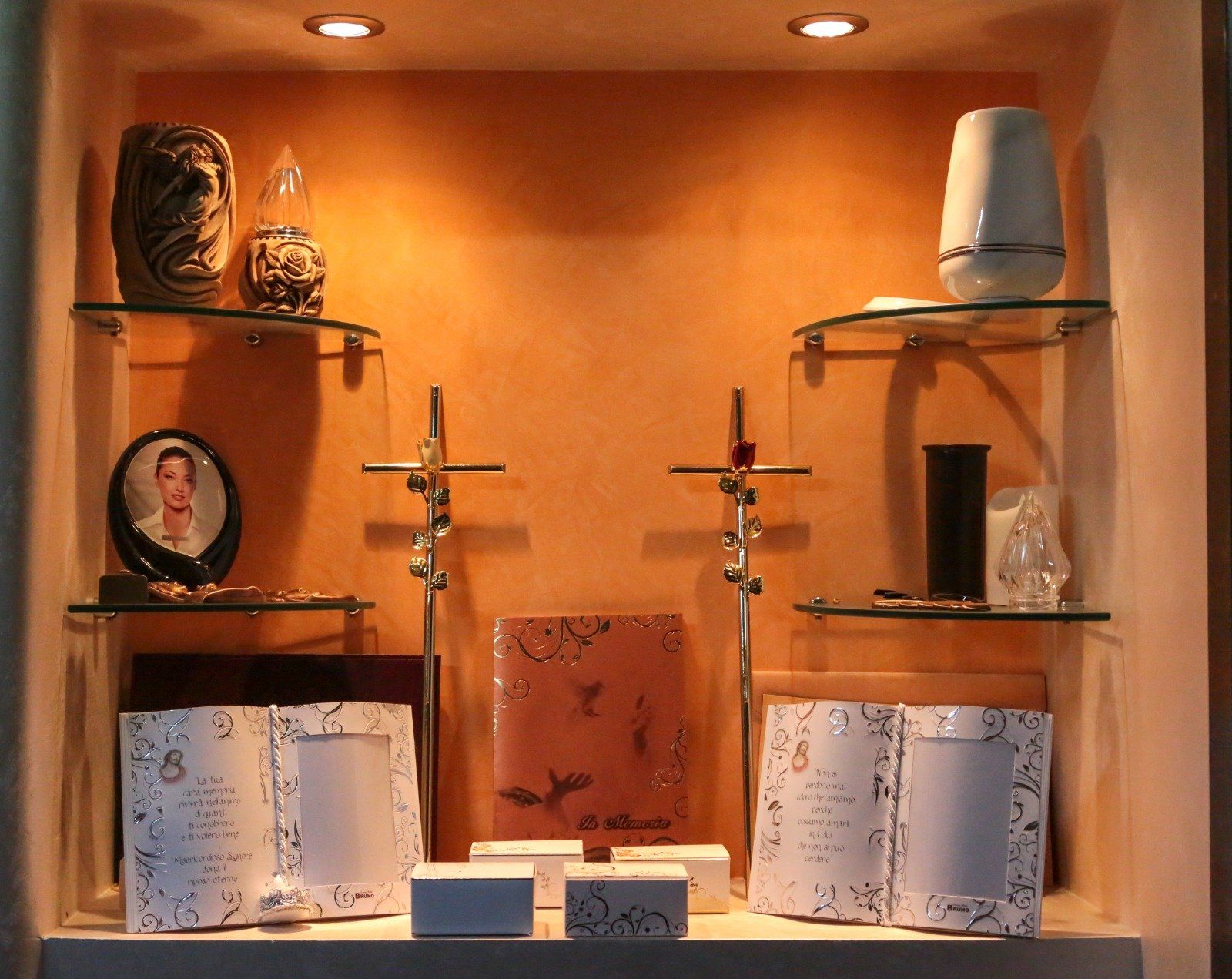 allestimento camera ardente per onoranze funebri