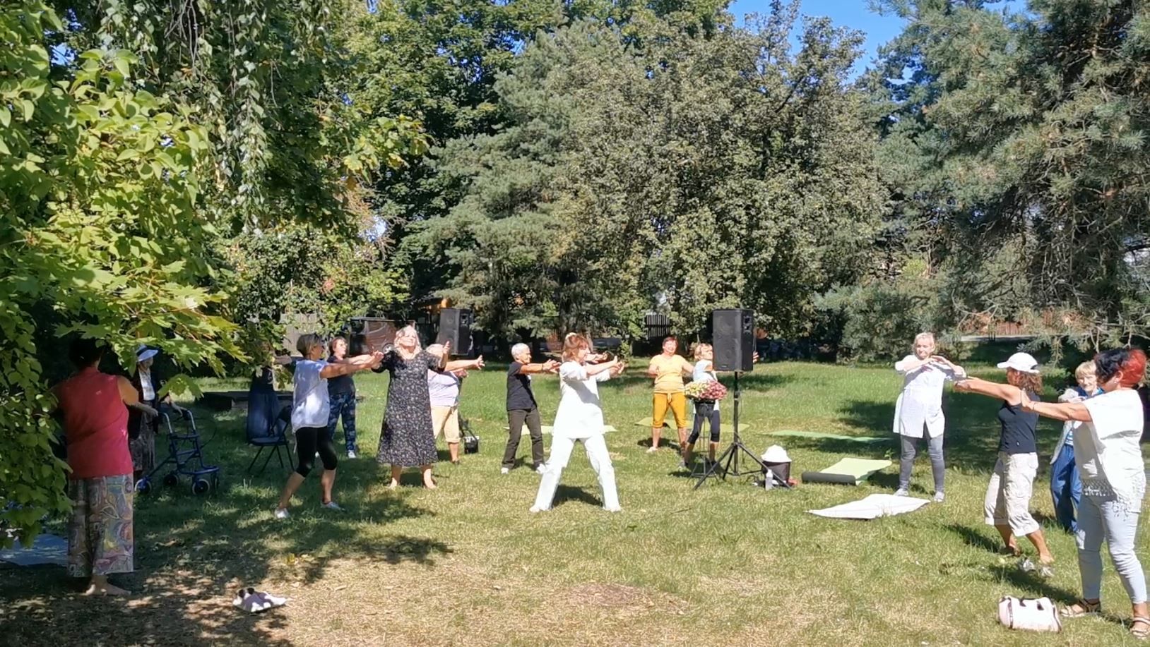 cigun, ciguns, cigun nodarbības rīgā, vingrošanas nodarbības Bolderājā, muguras veselībai, locītavu veselībai, labsajūta, cigun meistarklase, ciguns ar Daigu,  Daiga Šļahota, Daiga Slahota, Cigun speciāliste, cigun pasniedzēja, Taidzi speciālists, Taidzi pasniedzējs, Cigun pasniedzējs, Bolderāja, Bolderājas pilsētas svētki