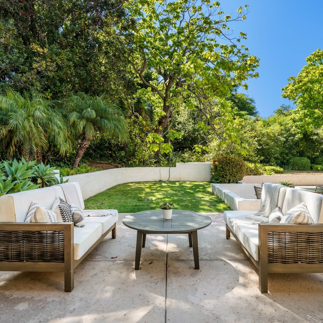 Outdoor Living Spaces 4