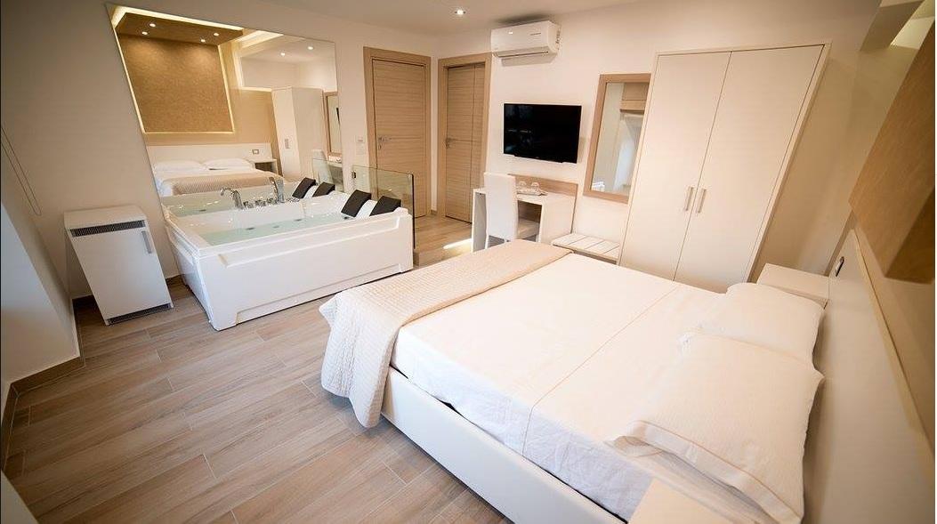 Ristoranti - Alberghi - B&B soluzione arredo