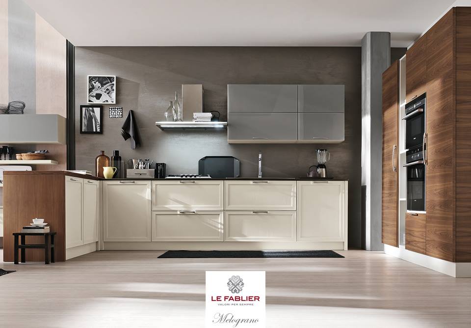 CUCINE CONTEMPORANEE E CLASSICHE soluzione arredo