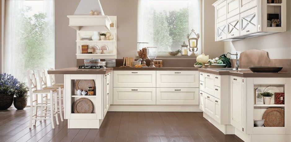 CUCINE CONTEMPORANEE E CLASSICHE soluzione arredo