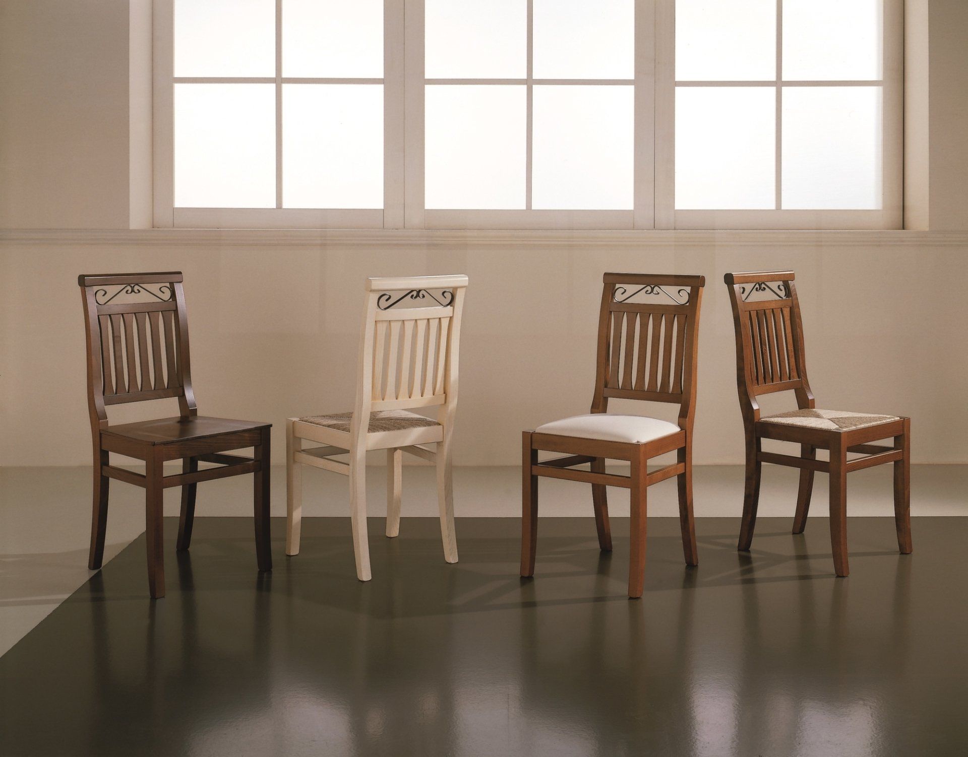 tavoli e sedie soluzione arredo